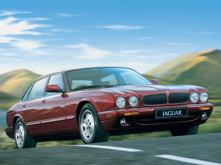  Jaguar XJ Sport 1997 года  (фото 18 из 18)